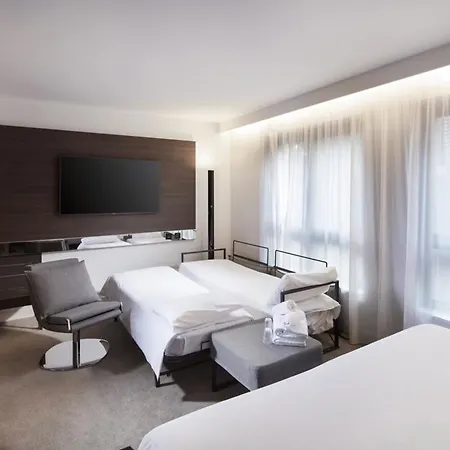 Novotel Centre 4*