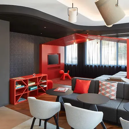 Novotel Centre Hotel