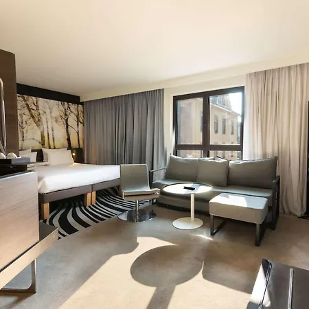 Novotel Centre 4*