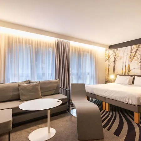 Novotel Centre Szálloda 4*