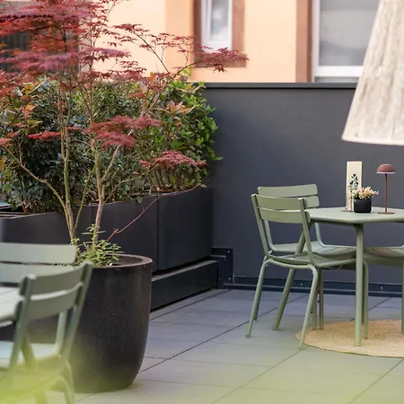 Novotel Centre Hotel 4*