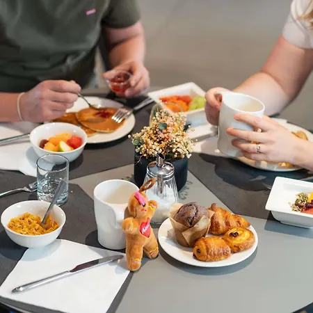 Novotel Centre Готель