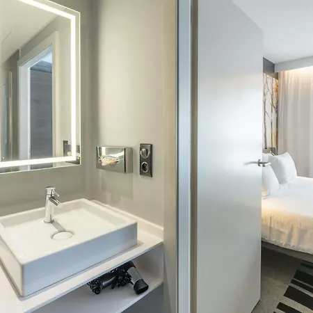 Novotel Centre 4*