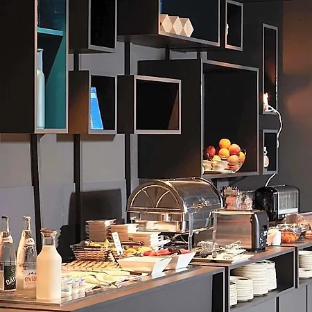 Отель Novotel Centre Кольмар