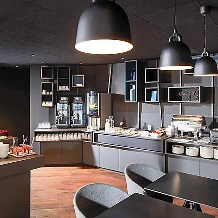 Novotel Centre Hotel 4*