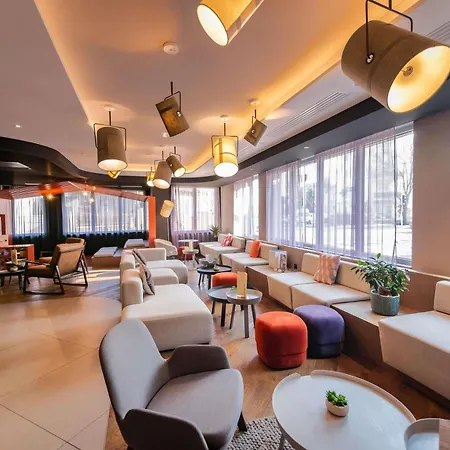 Novotel Centre Hotel 4*