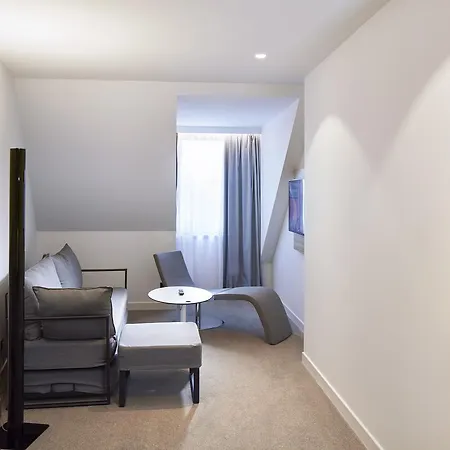 Novotel Centre Готель 4*